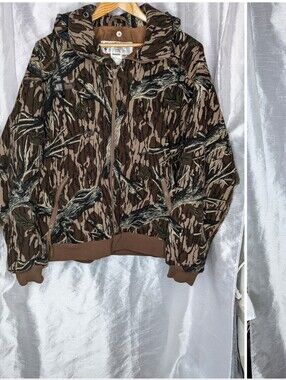 Columbia Vintage Sportswear camouflage hunting jacket, Mossy Oak Treestand, LRG